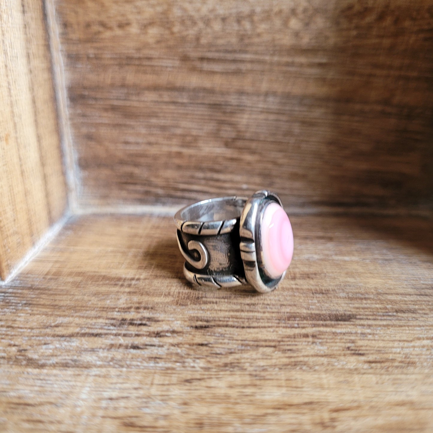 Pink Conch Shell Pinky Ring (size 5)