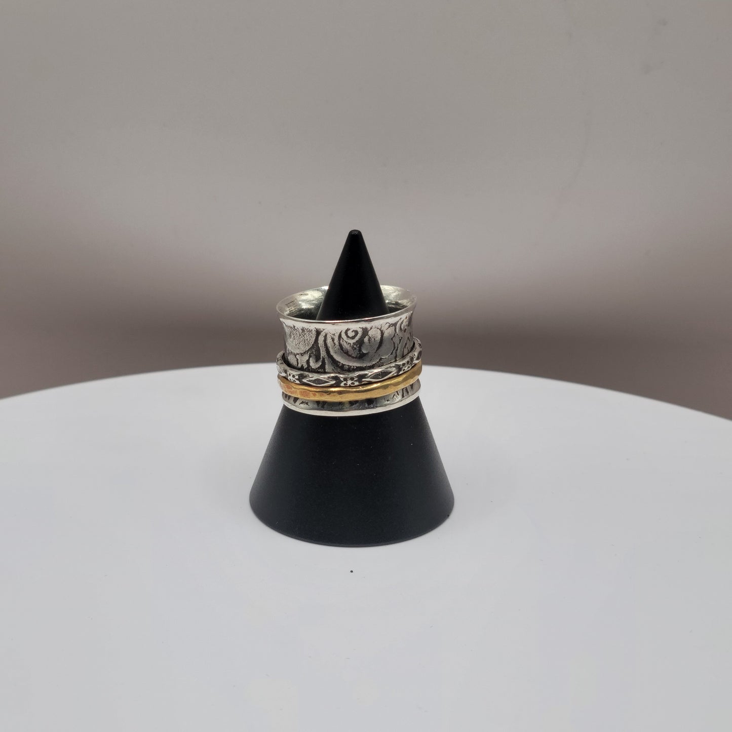 Sterling and Nordic Gold Spinner Ring (size 7)