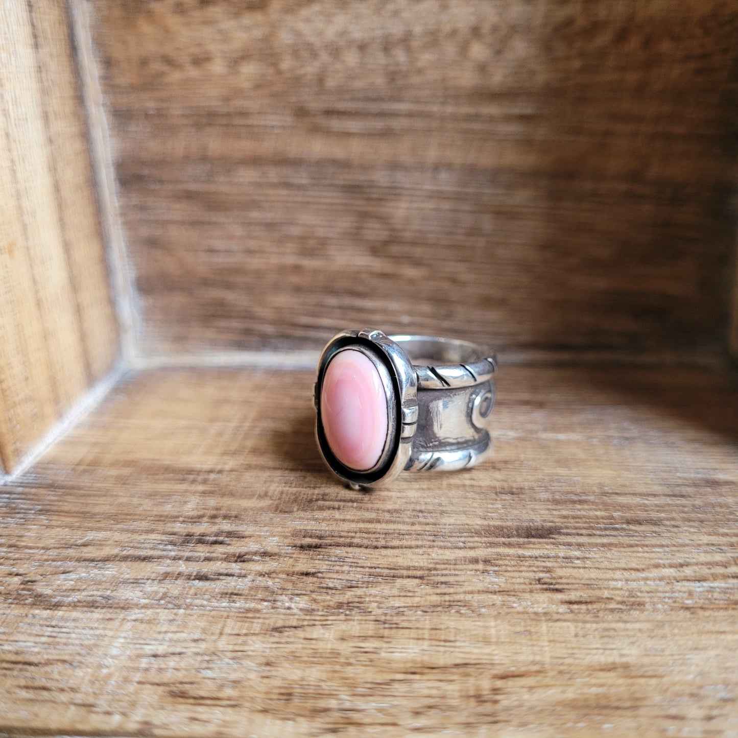 Pink Conch Shell Pinky Ring (size 5)