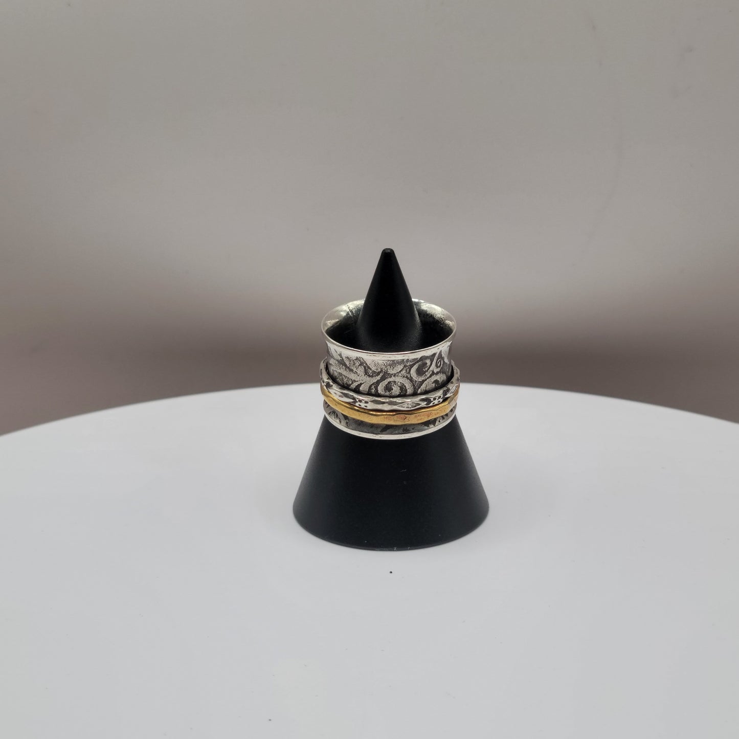 Sterling and Nordic Gold Spinner Ring (size 7)