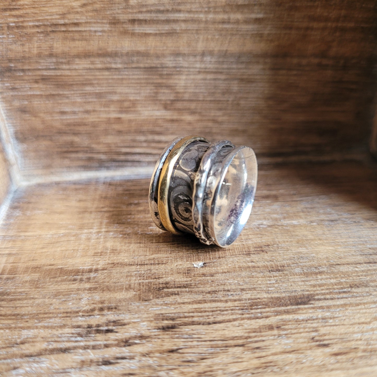 Sterling and Nordic Gold Spinner Ring (size 7)