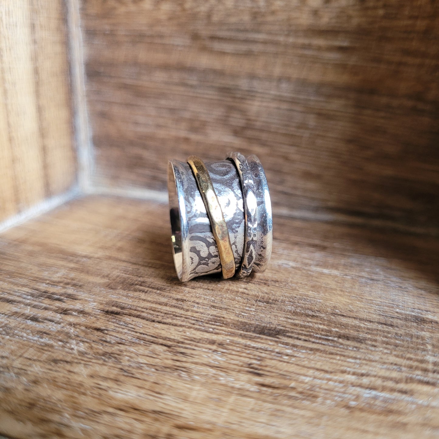 Sterling and Nordic Gold Spinner Ring (size 7)
